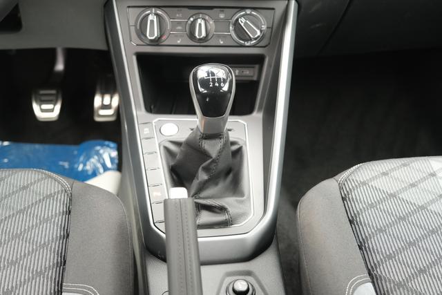 VW Taigo R-Line Rauchgrau 