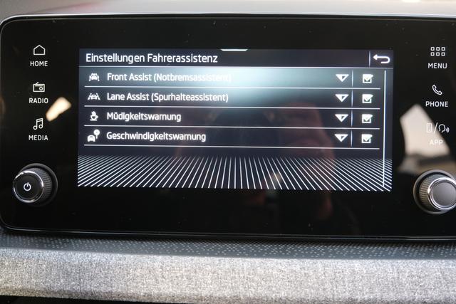 Skoda Scala Graphite Grau 