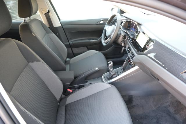 VW Polo Rauchgrau Life 