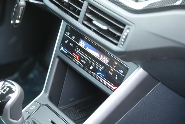 VW Polo Rauchgrau Life 