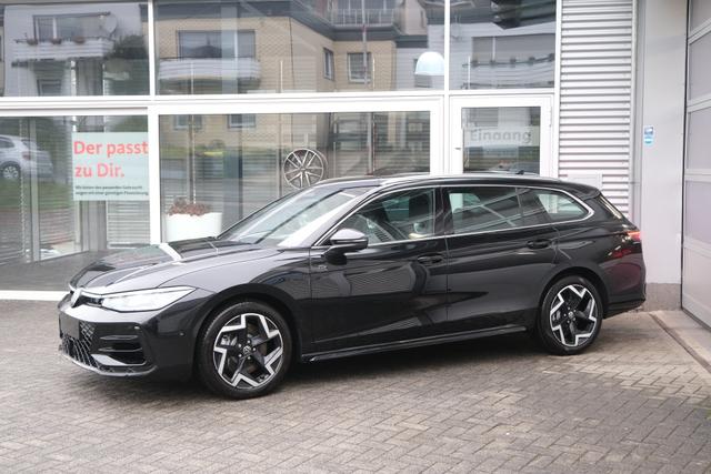 VW Passat Variant R-Line 