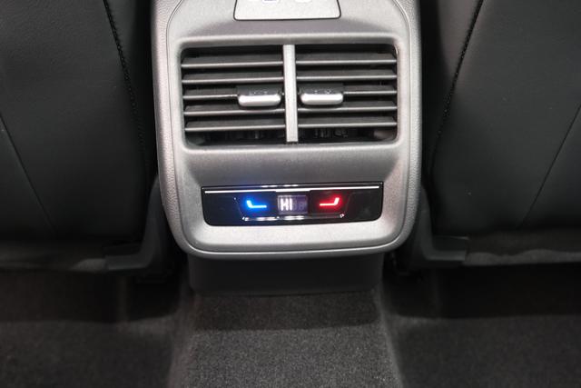 VW Passat Variant R-Line 