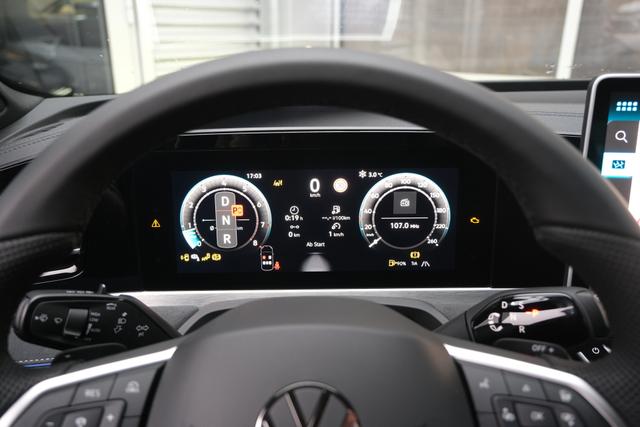 VW Passat Variant R-Line 