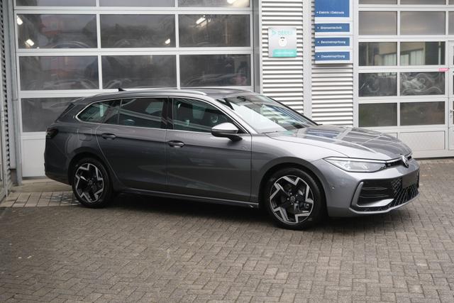 VW Passat Variant R-Line 