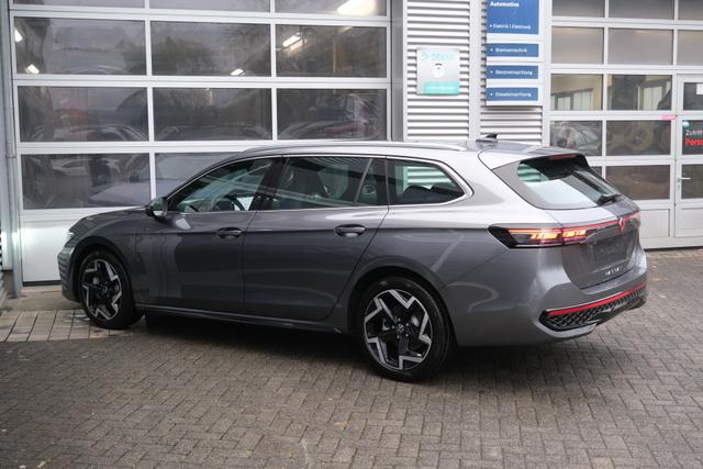 VW Passat Variant R-Line 