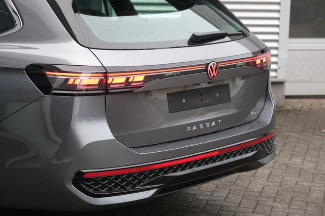 VW Passat Variant R-Line 