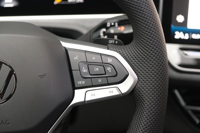 VW Passat Variant R-Line 