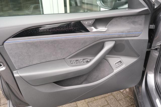 VW Passat Variant R-Line 