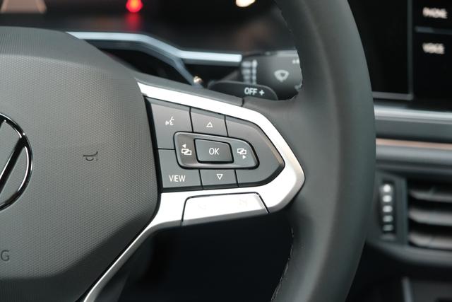 VW Taigo R-Line Rauchgrau 