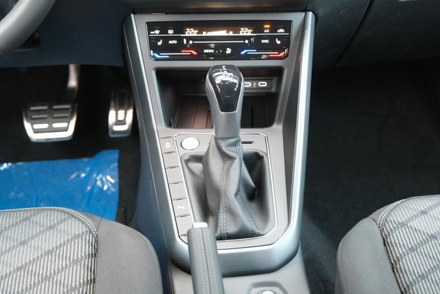 VW Taigo R-Line Rauchgrau 