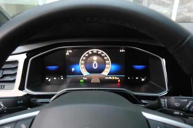 VW Taigo R-Line Rauchgrau 