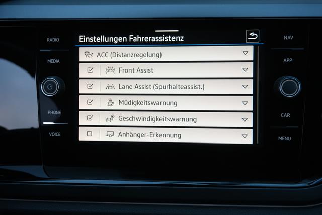 VW Taigo R-Line Rauchgrau 