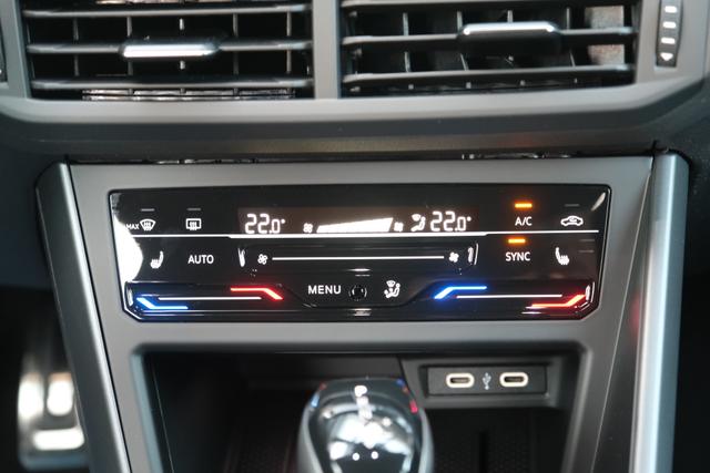 VW Taigo R-Line Pure White 