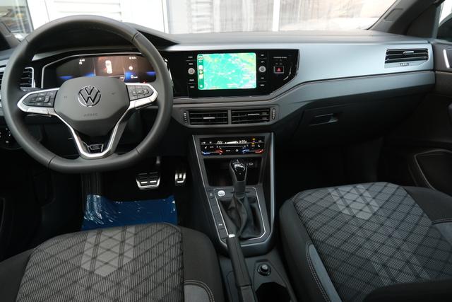 VW Taigo R-Line Pure White 