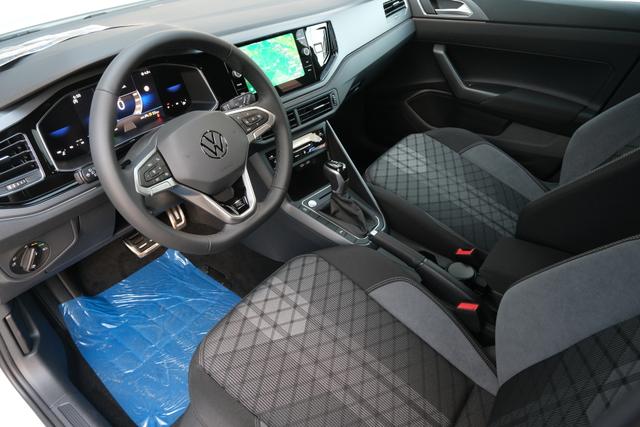 VW Taigo R-Line Pure White 