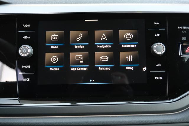 VW Taigo R-Line Pure White 