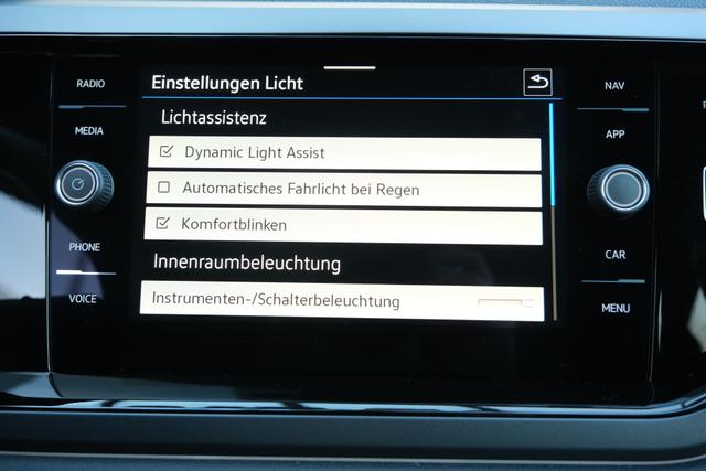 VW Taigo R-Line Pure White 