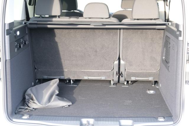 VW Caddy Edition Pure White 