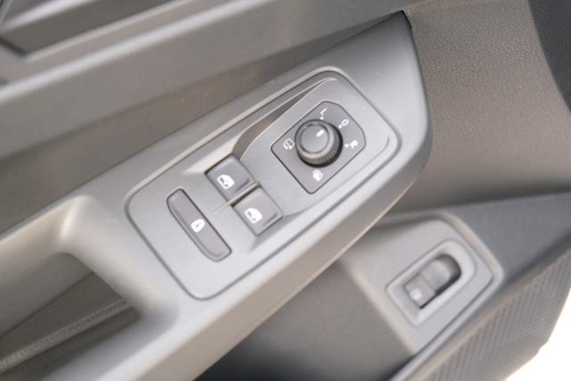 VW Caddy Edition Pure White 