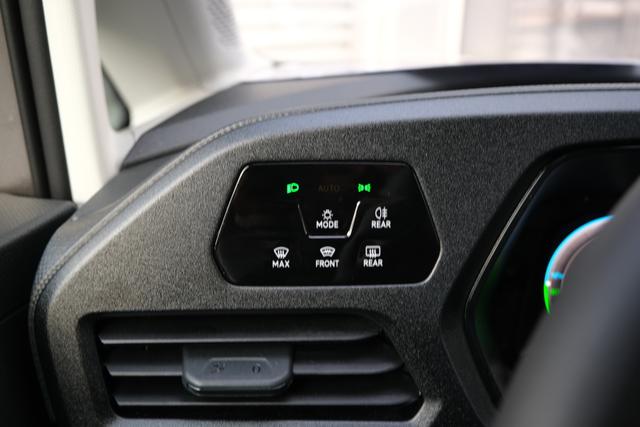 VW Caddy eHybrid Mojave Beige 