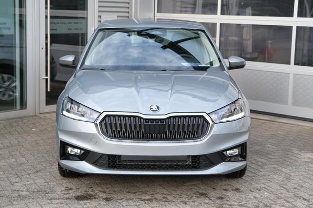 Skoda Fabia Diamond Silver Metallic 