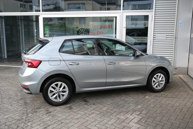 Skoda Fabia Diamond Silver Metallic 