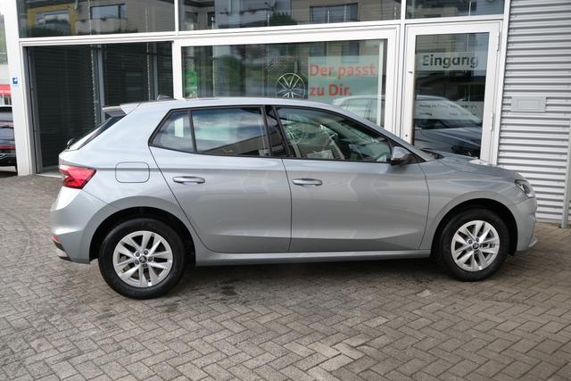 Skoda Fabia Diamond Silver Metallic 