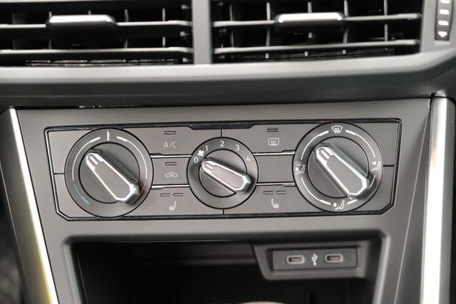 Volkswagen Polo 1.0 TSI Life Alu Kamera PDC v+h App-Connect 