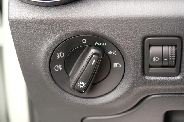Skoda Fabia Selection Smokey Diamond Silber Metallic 