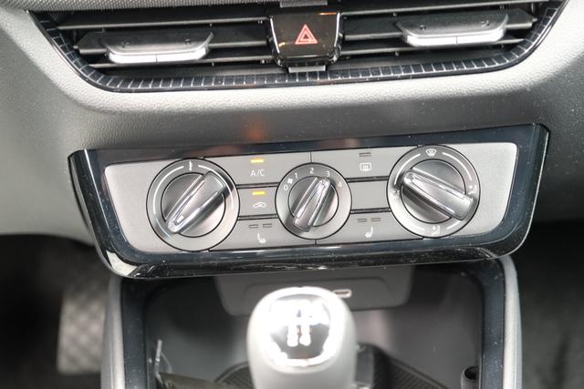 Skoda Fabia Selection Smokey Diamond Silber Metallic 