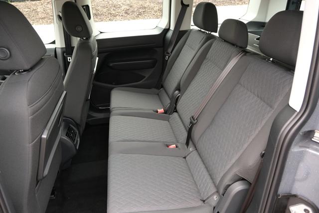 VW Caddy Life DSG 