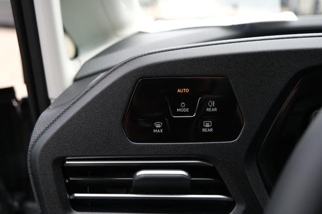 VW Caddy Life DSG 