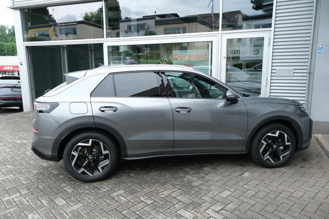 VW T-Roc eTSI R-Line 