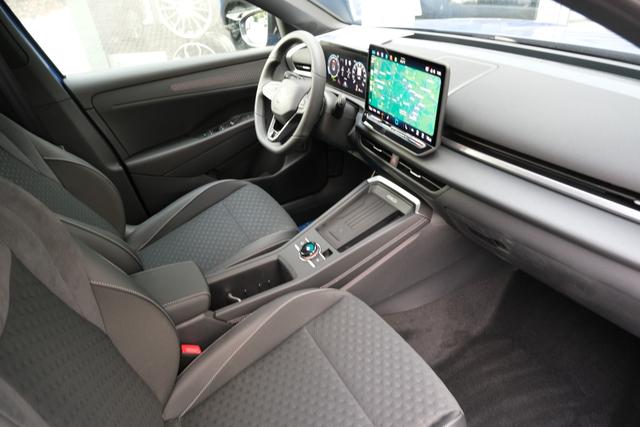 VW T-Roc eTSI R-Line 