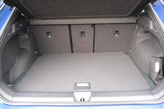 VW T-Roc eTSI R-Line 