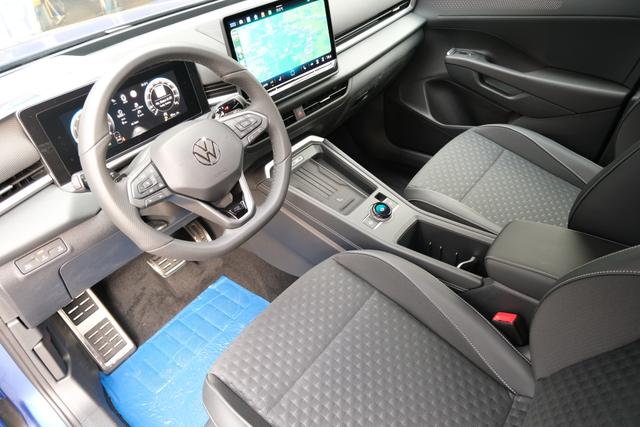 VW T-Roc eTSI R-Line 
