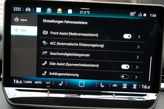VW T-Roc eTSI R-Line 