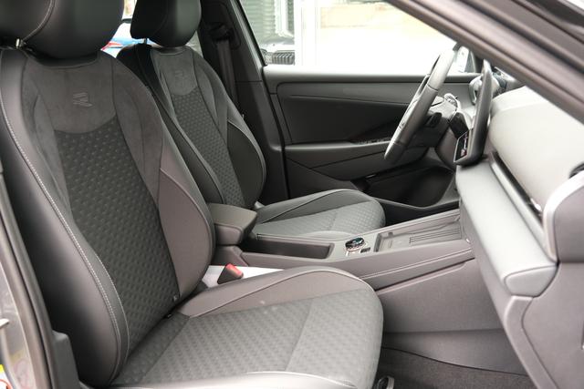 VW T-Roc eTSI R-Line 