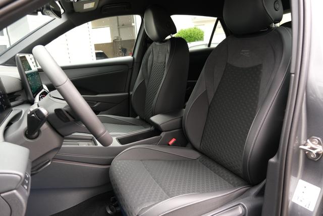 VW T-Roc eTSI R-Line 