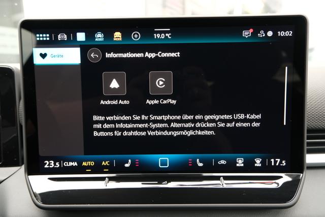 VW T-Roc eTSI R-Line 