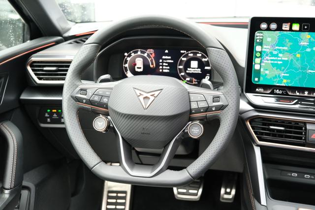 Cupra Leon Sportstourer SP 2.0 TSI DSG 4Drive Sennheiser AHK LED 