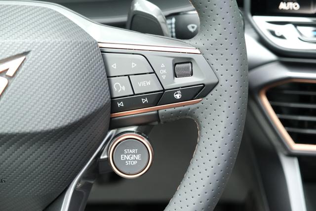 Cupra Leon Sportstourer SP 2.0 TSI DSG 4Drive Sennheiser AHK LED 