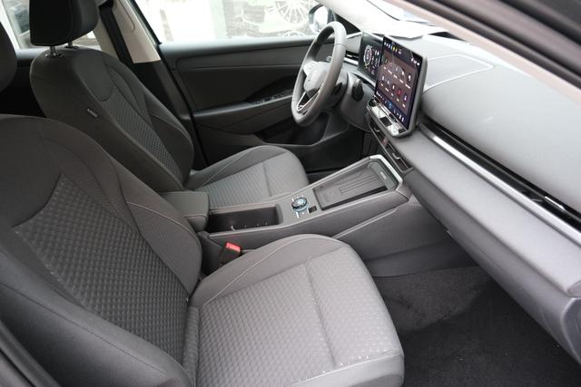 VW T-Roc Life Wolf Grey 
