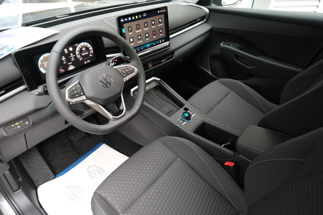 VW T-Roc Life Wolf Grey 