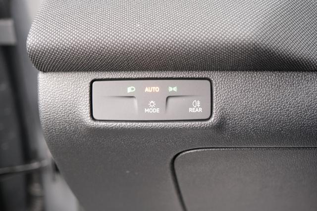 VW T-Roc Life Wolf Grey 