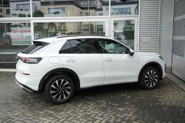 VW T-Roc Life Pure White 