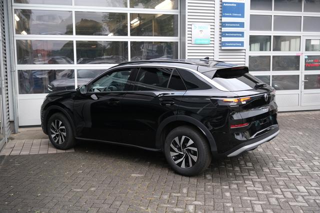 VW T-Roc Life Grenadillschwarz 