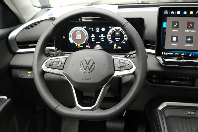 VW T-Roc Life Grenadillschwarz 