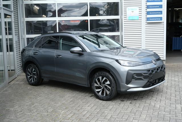 VW T-Roc Life Wolf Grey 