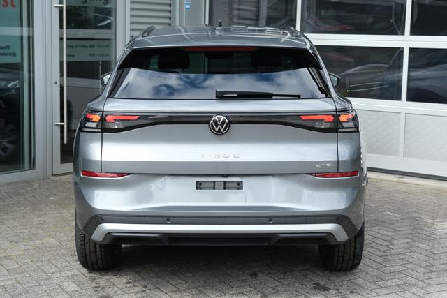 VW T-Roc Life Wolf Grey 